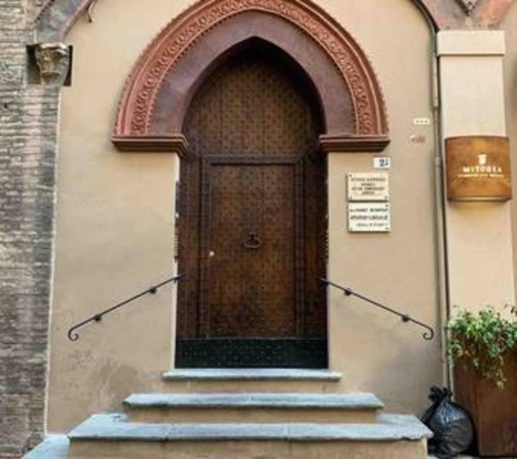 Whouse Suite Porta Di Castello ボローニャ エクステリア 写真